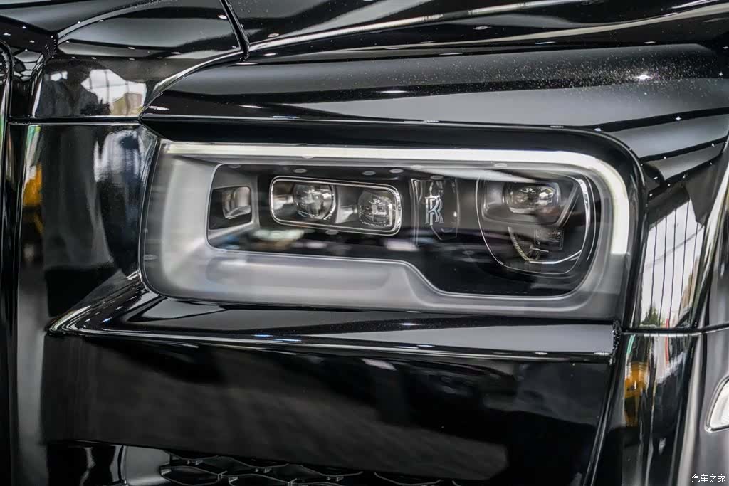 Rolls-Royce Cullinan, 2023 30