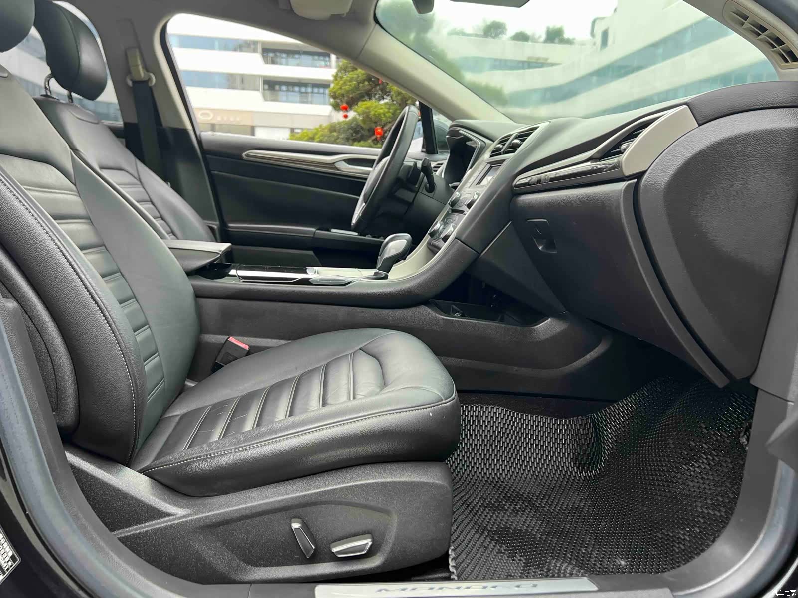 Ford Mondeo, 2015 6