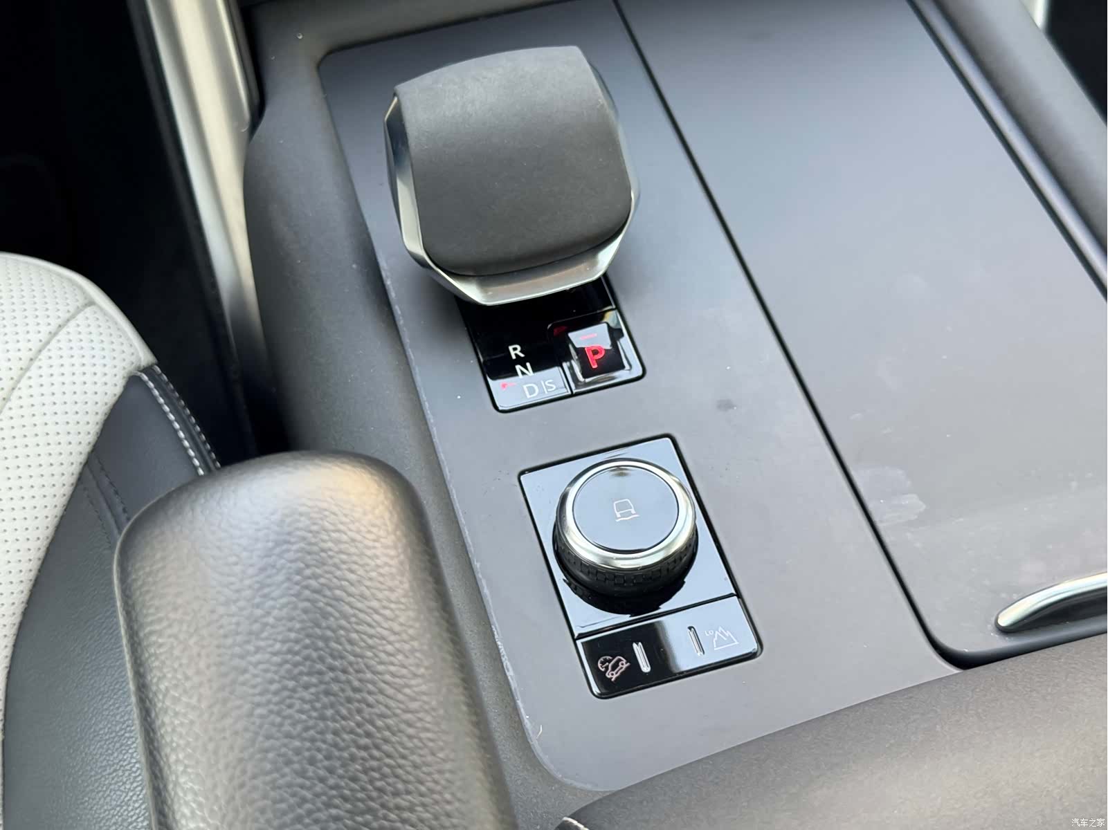 Land Rover Discovery, 2023 21