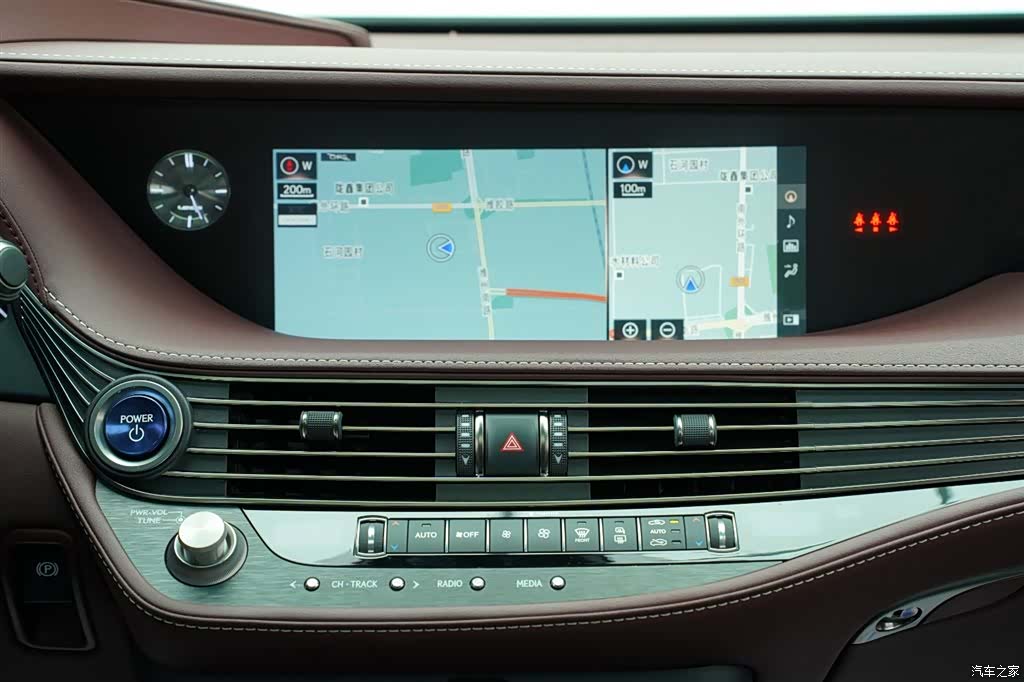 Lexus LS, 2018 18