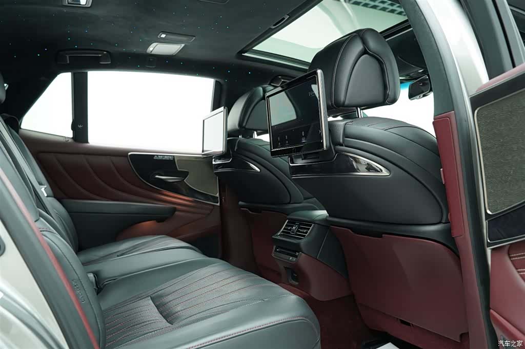 Lexus LS, 2018 24