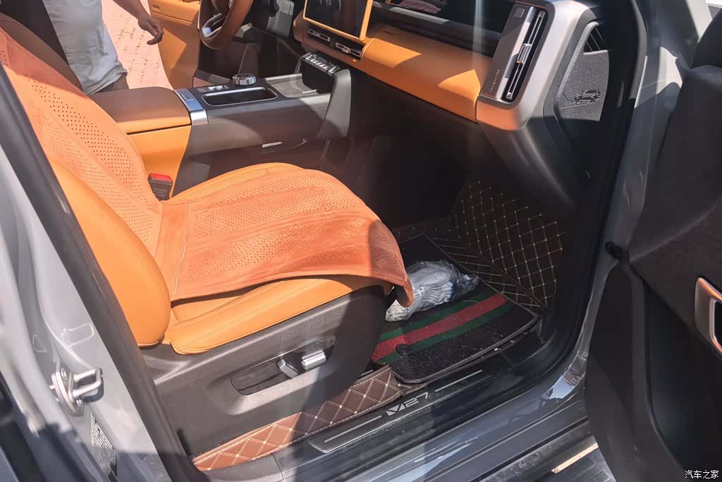 Chery V27, 2026 8