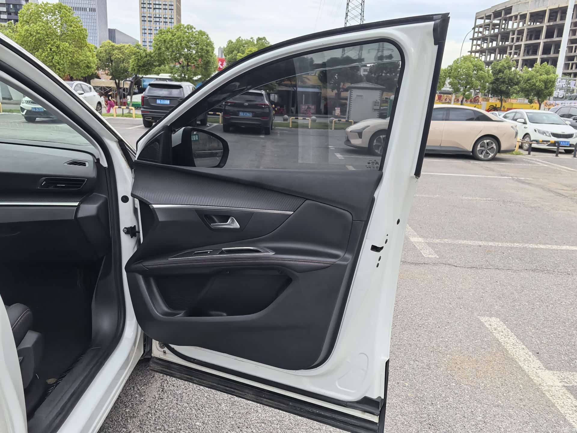 Peugeot 5008, 2019 15