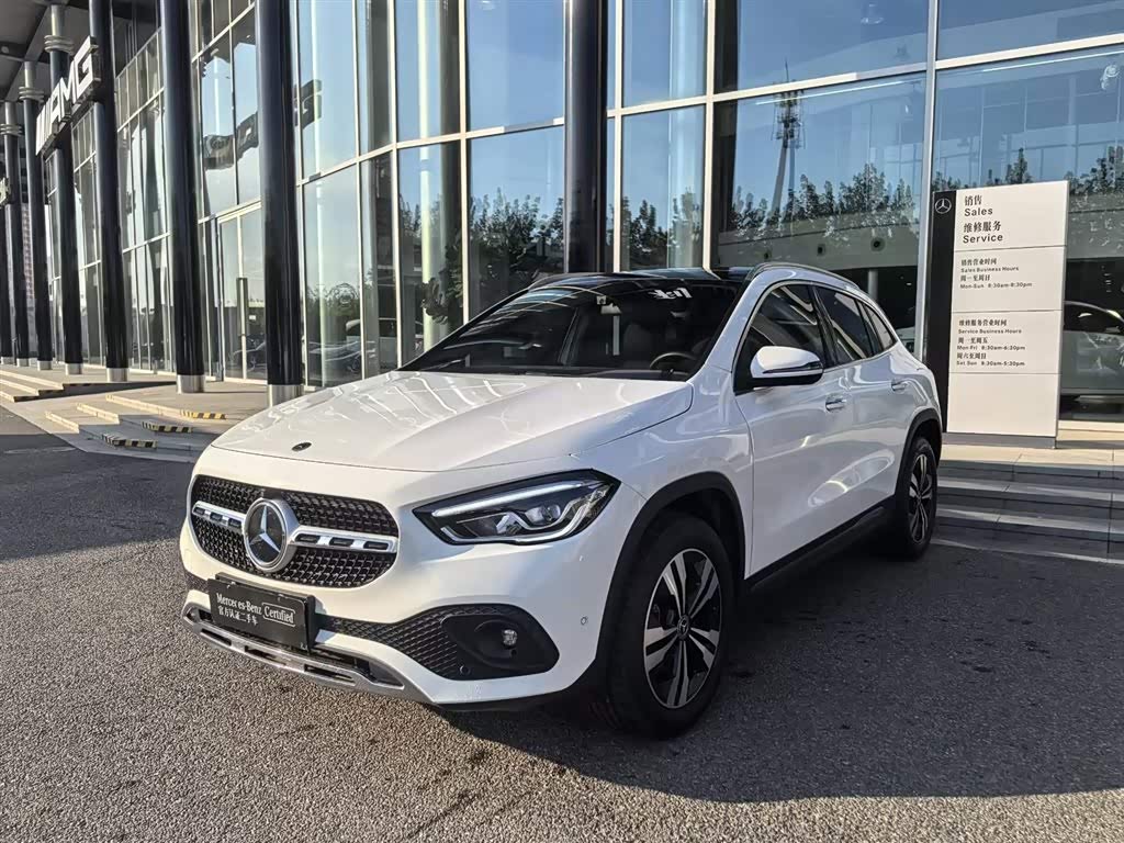 Mercedes-Benz GLA