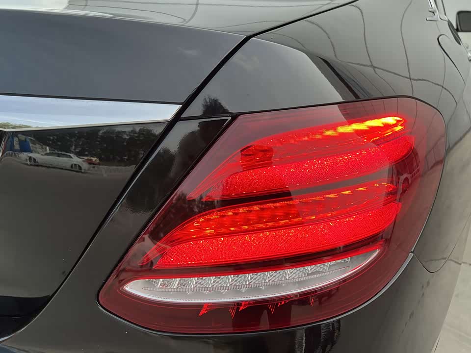 Mercedes-Benz E-class Mercedes-Benz E-class