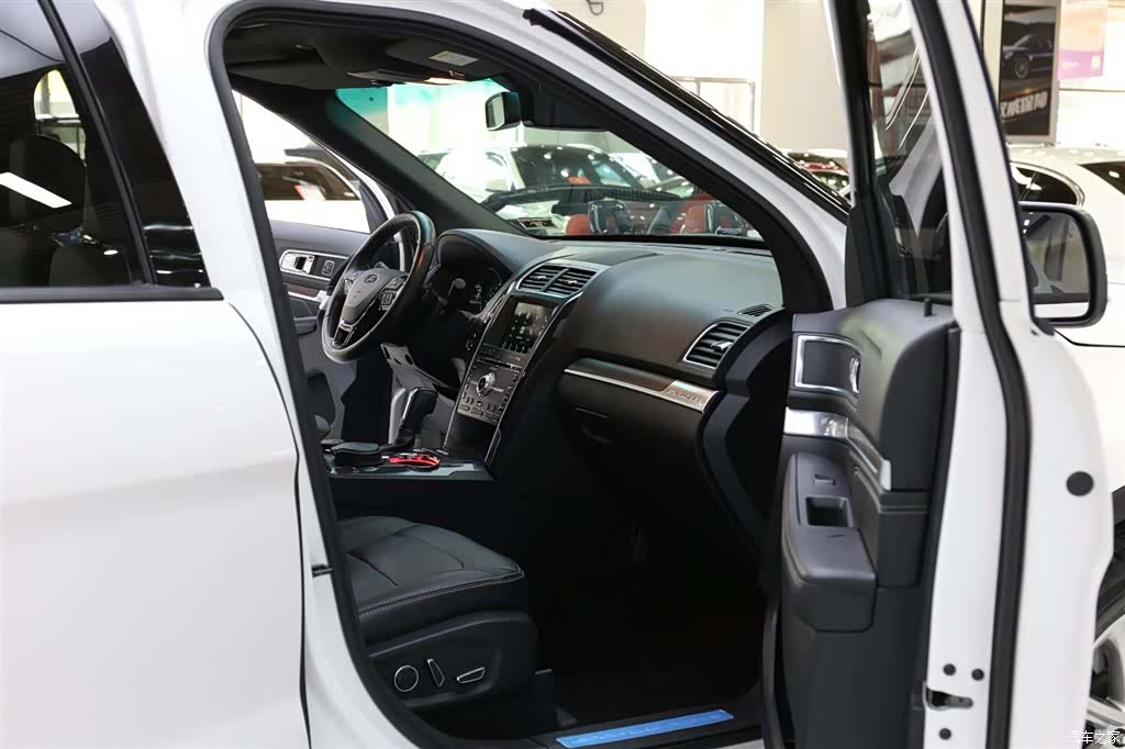 Ford Explorer, 2018 20