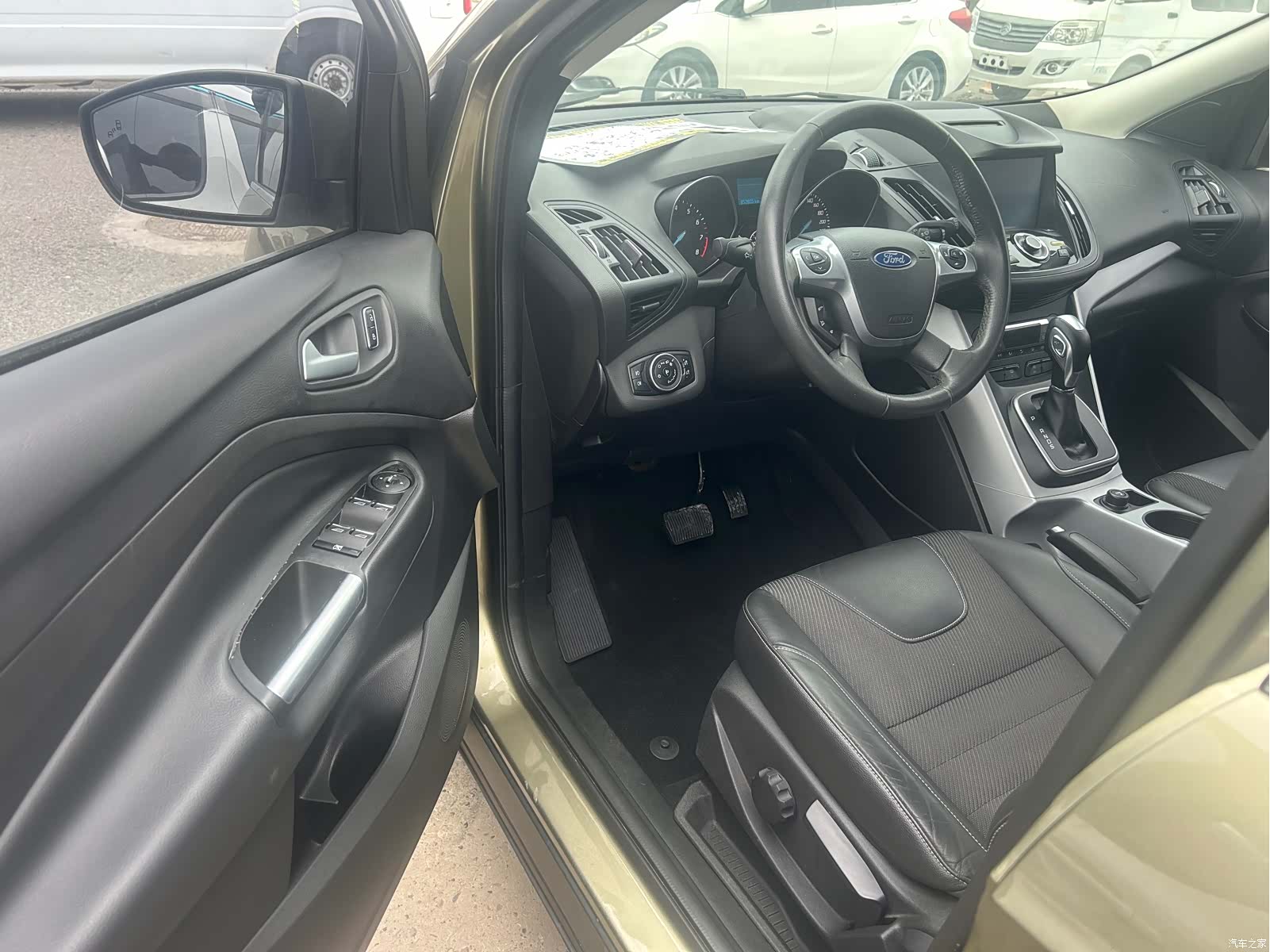 Ford Kuga, 2016 9