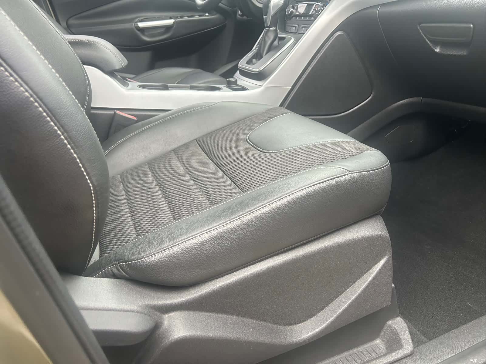 Ford Kuga, 2016 28