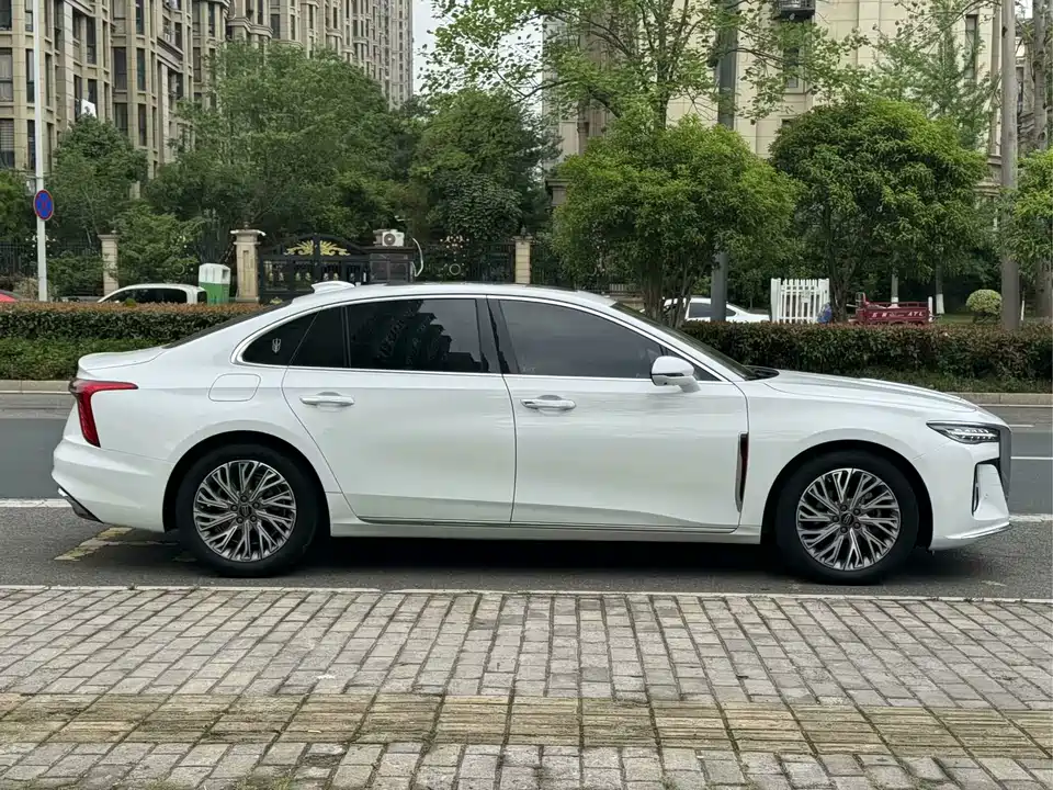 Hongqi H5