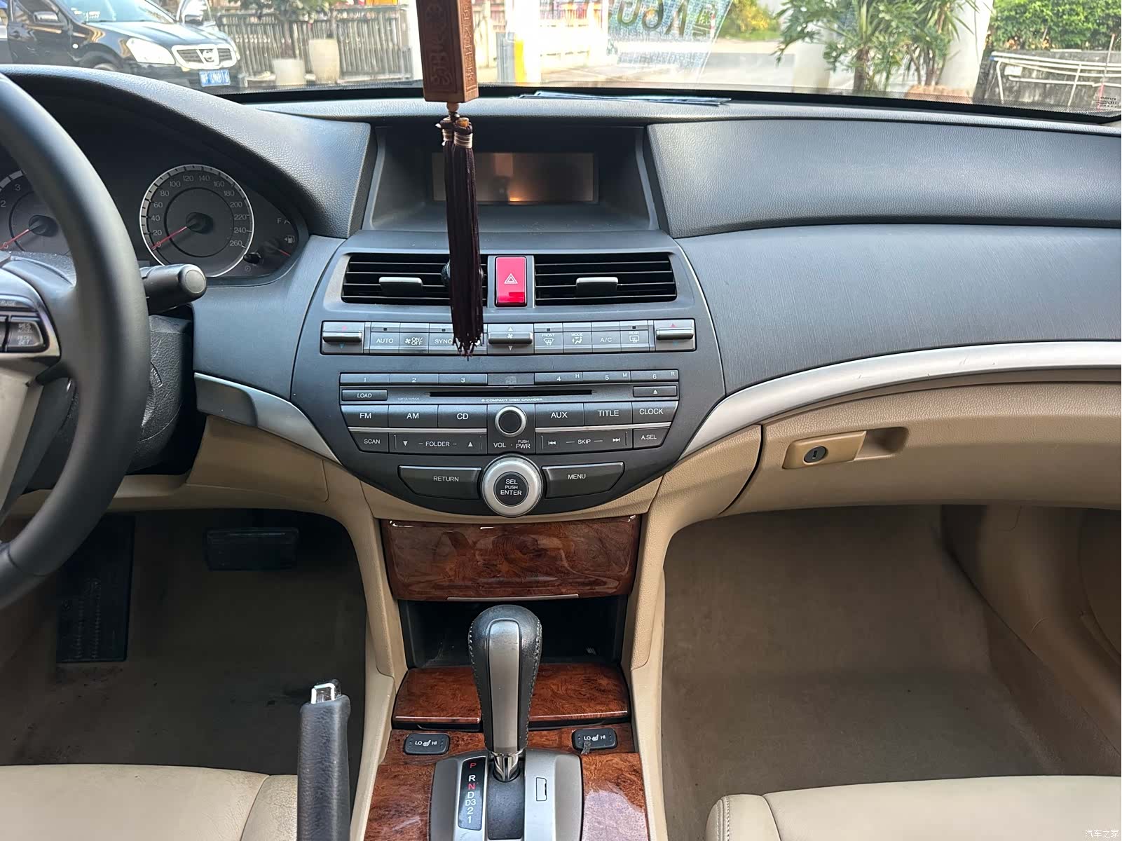 Honda Accord, 2011 18