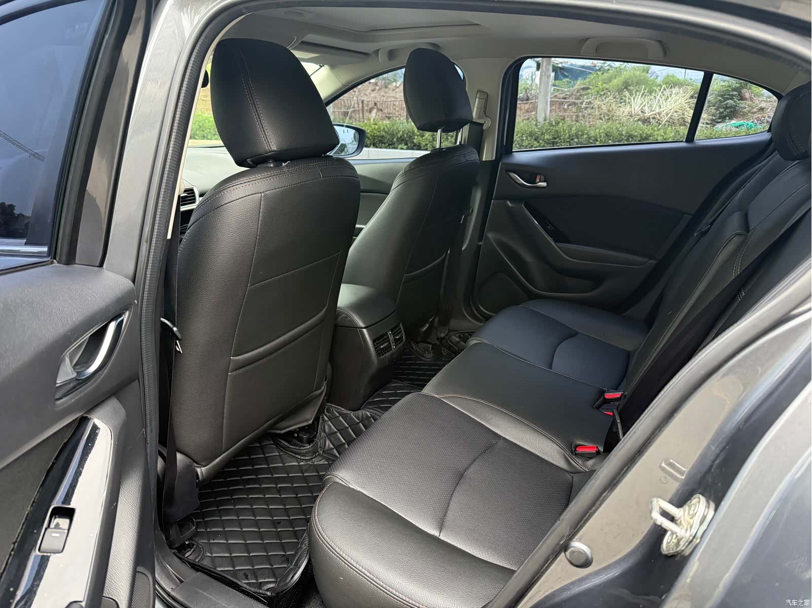 Mazda Mazda3, 2019 все фото