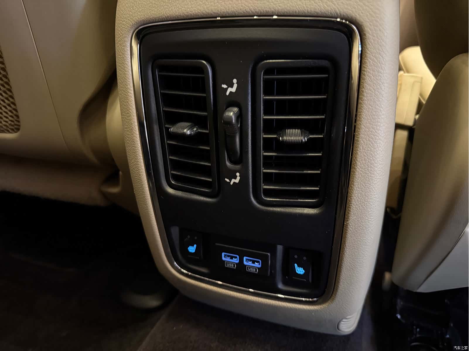 Jeep Grand Cherokee, 2019 15