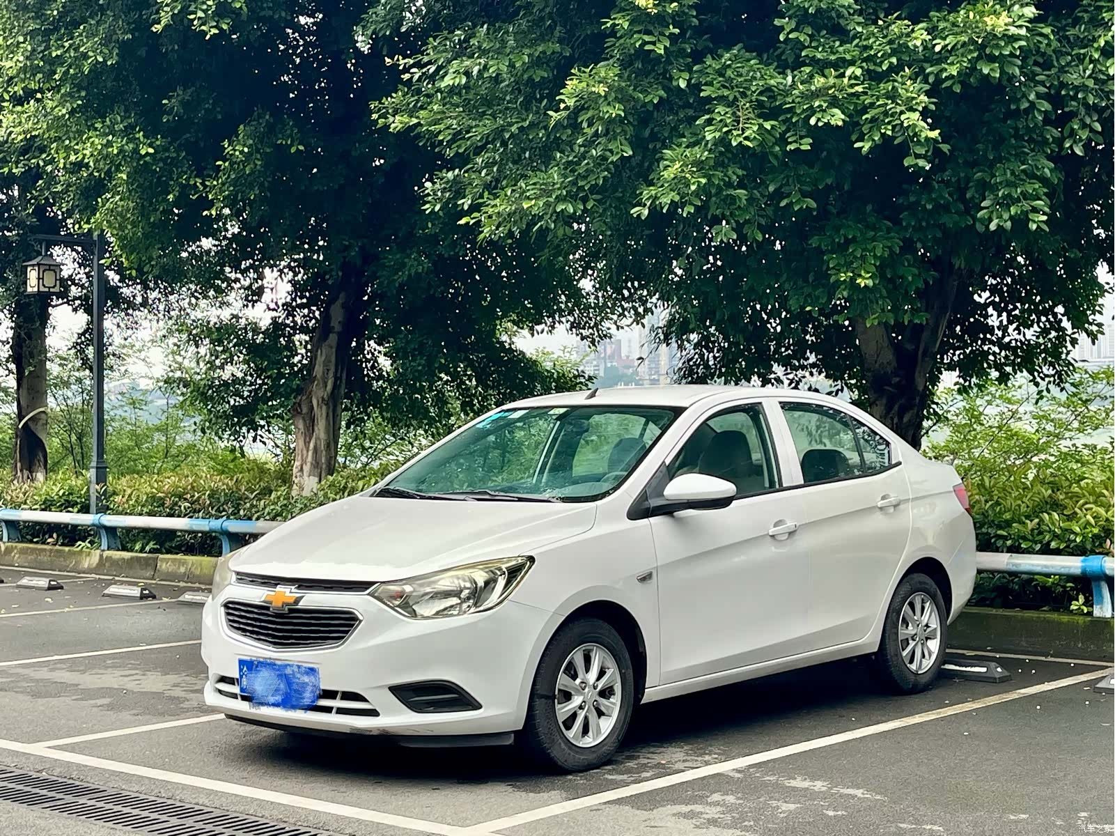 Chevrolet 3