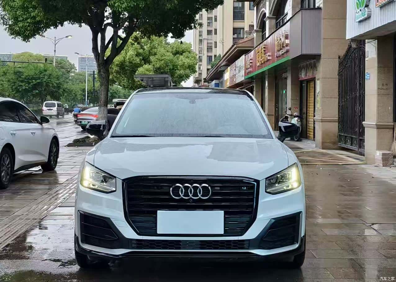 Audi Q2L, 2019 2