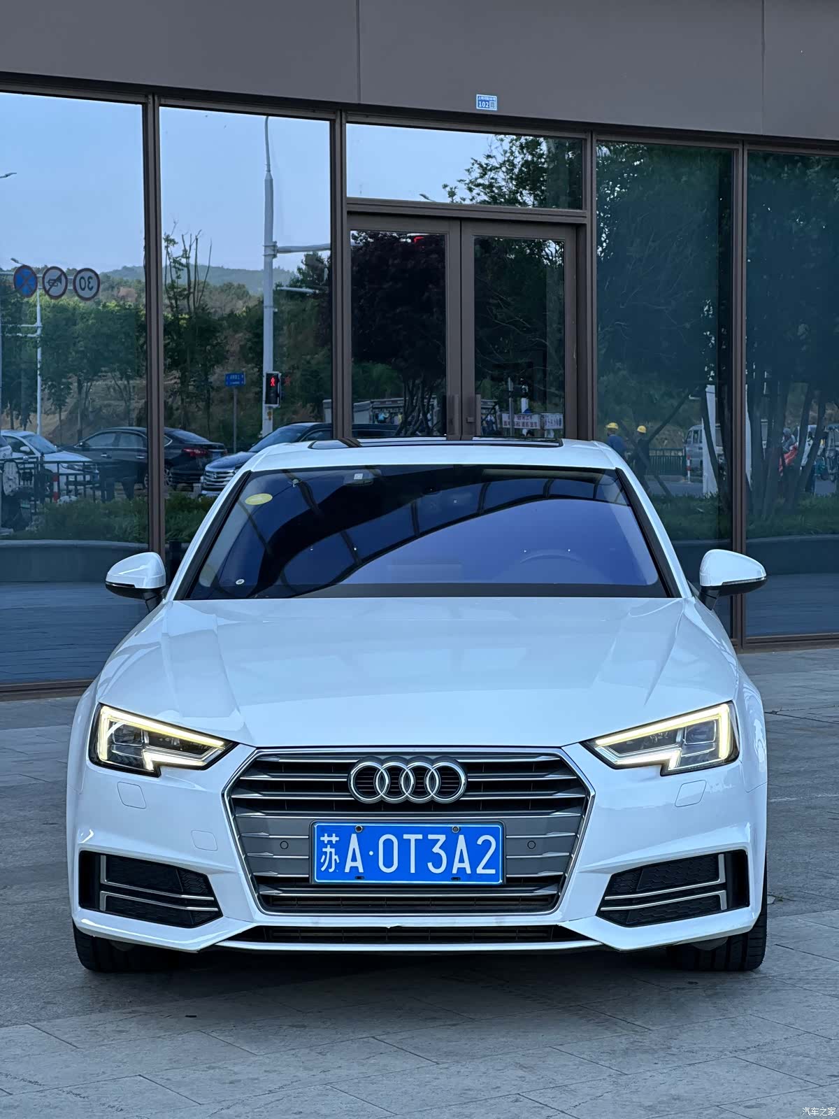 Audi A4L, 2018 2