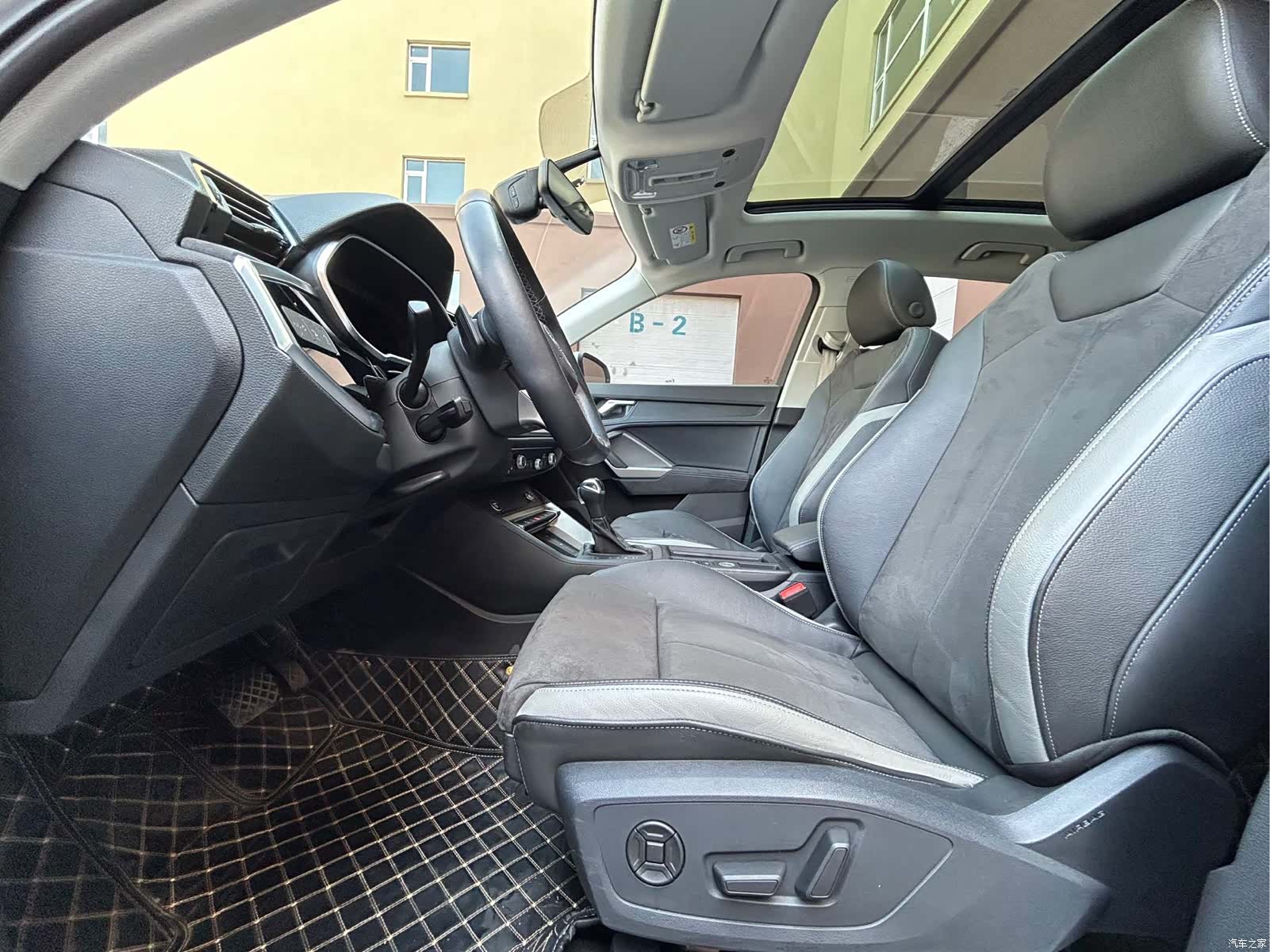 Audi Q3, 2022 7