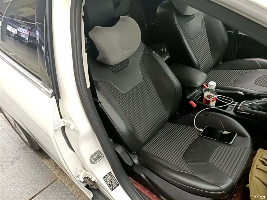 Ford Focus, 2016 25
