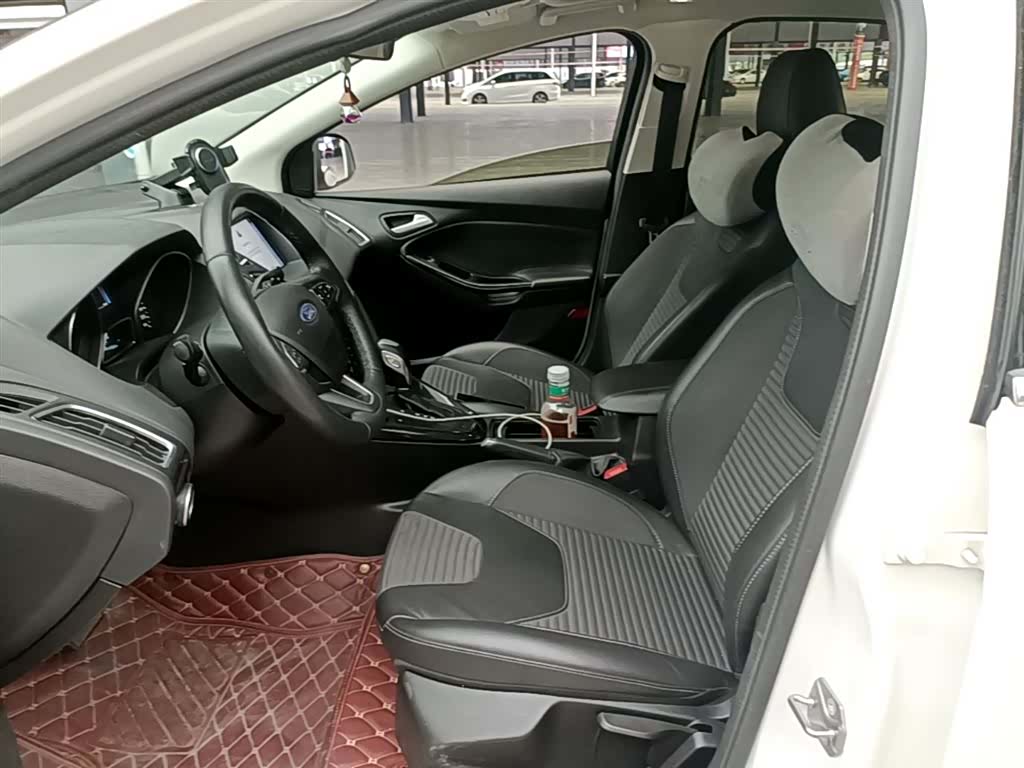 Ford Focus, 2016 15