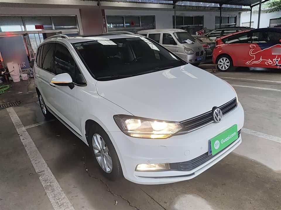 Volkswagen Touran