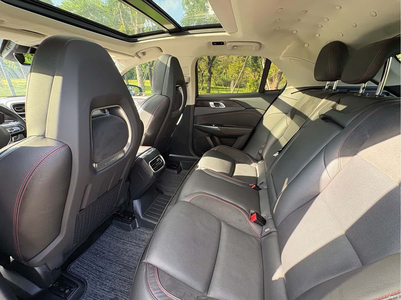 Lynk & Co 01, 2019 6