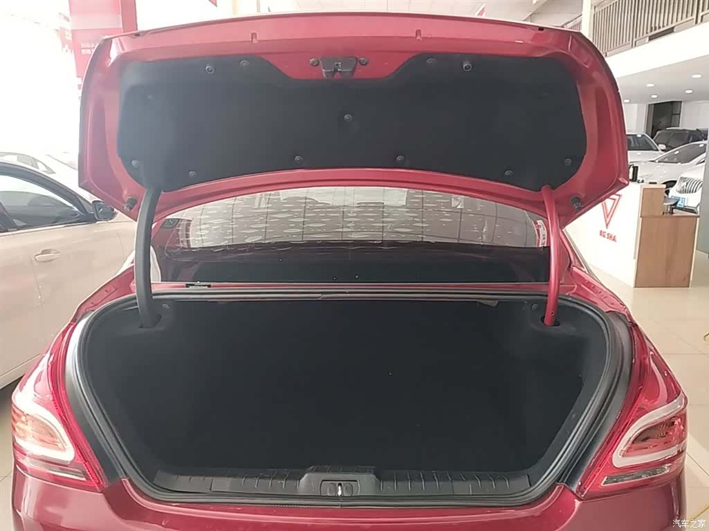 Peugeot 308, 2017 18