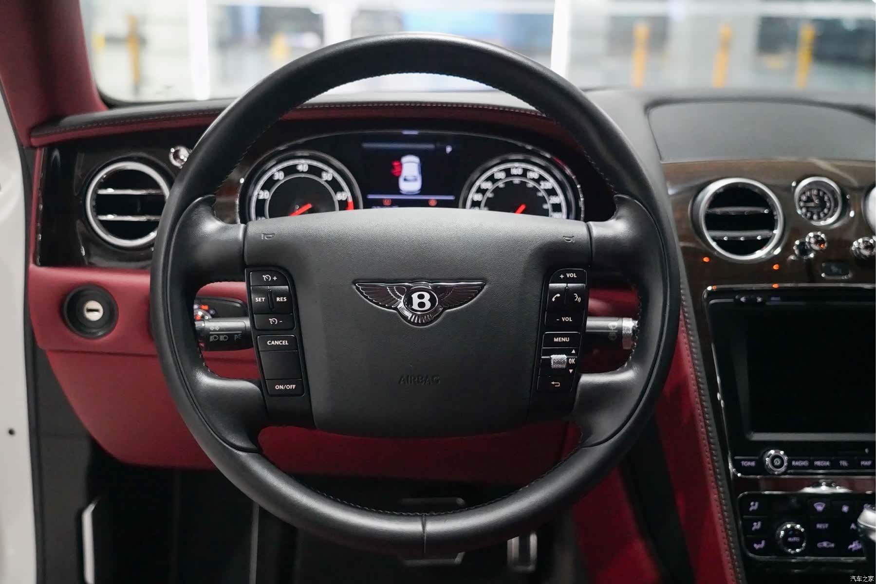 Bentley Flying Spur, 2014 10