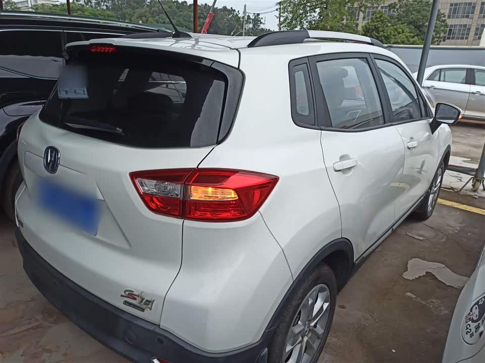 Changan CS15