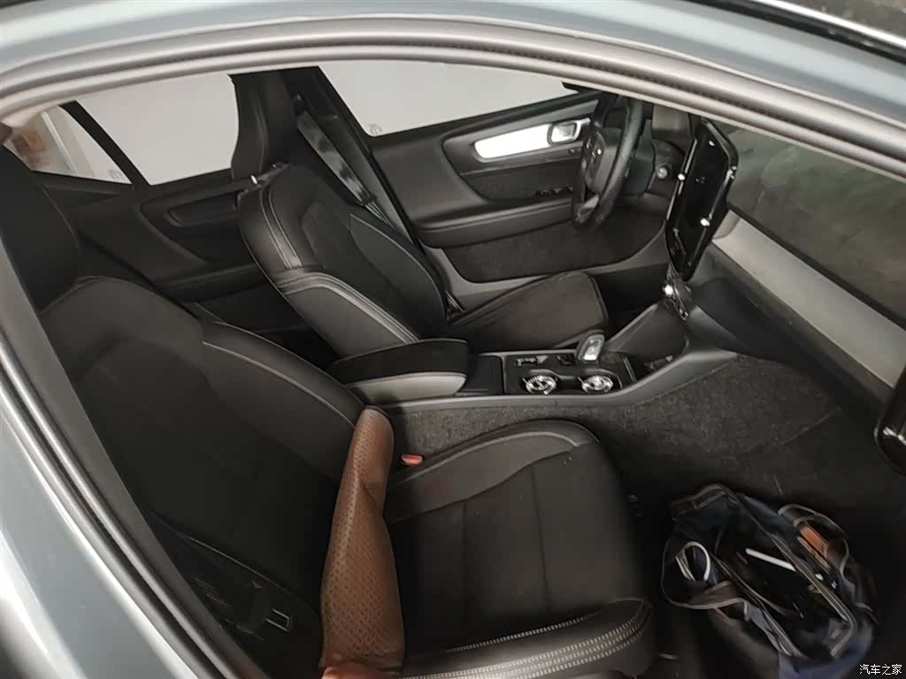 Volvo XC40, 2020 25