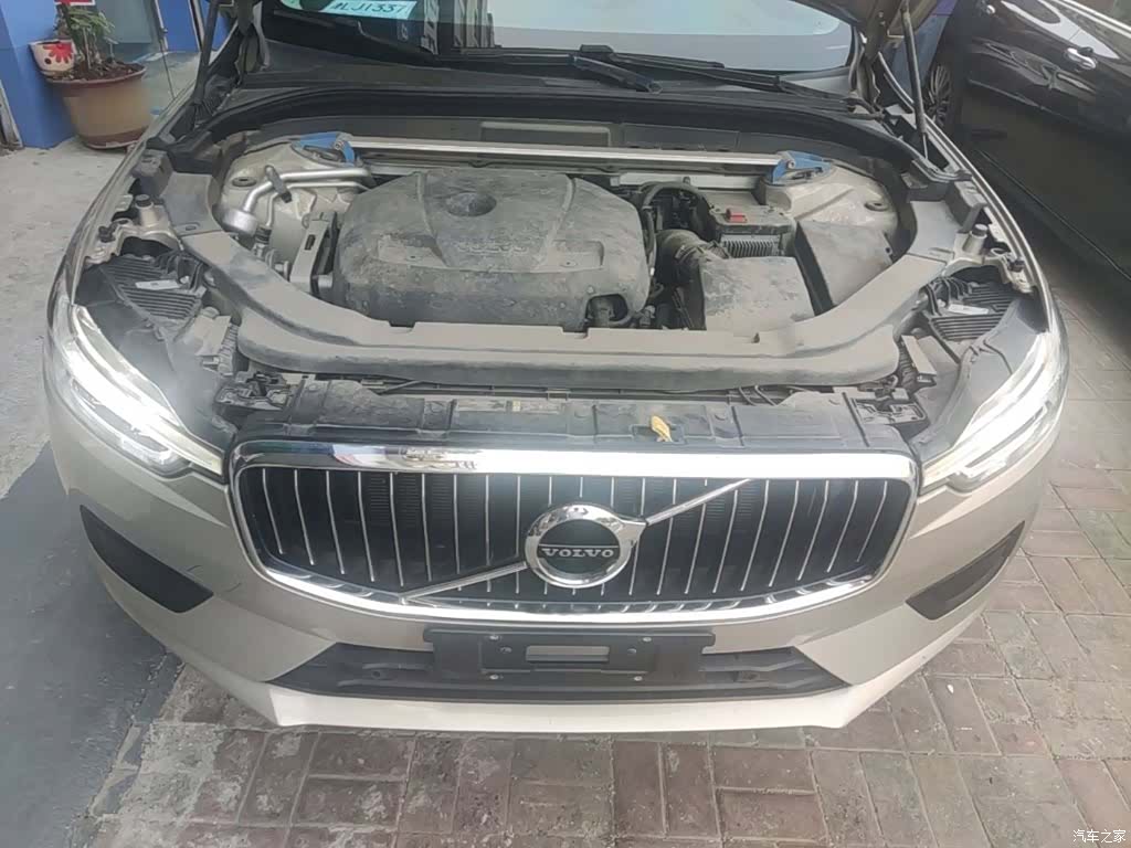 Volvo XC60, 2019 16