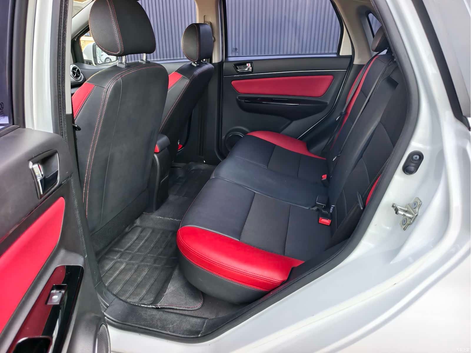 BAIC EX360, 2018 10
