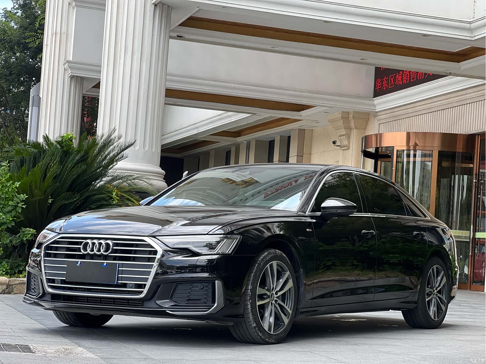 Audi A6L, 2019 1