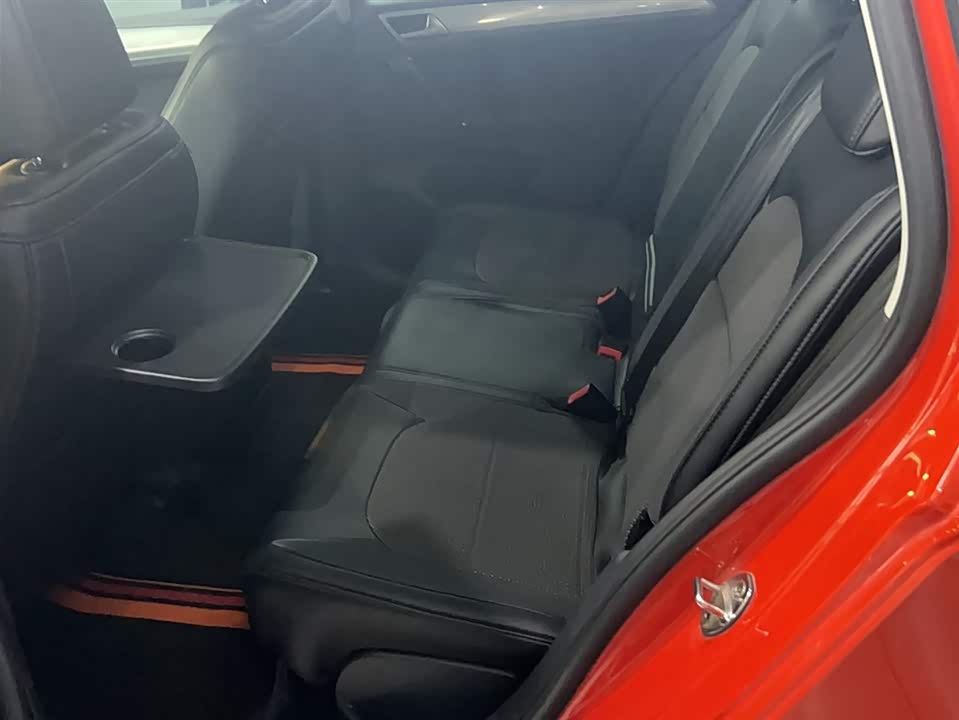 Volkswagen Golf*Jiayu Volkswagen Golf*Jiayu