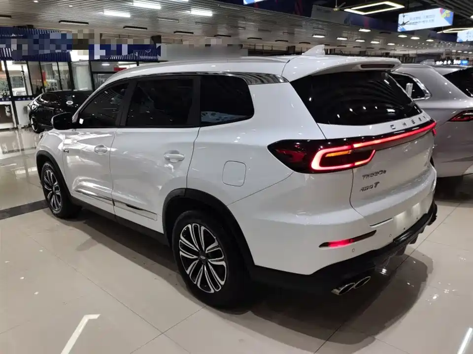Chery Tiggo 8
