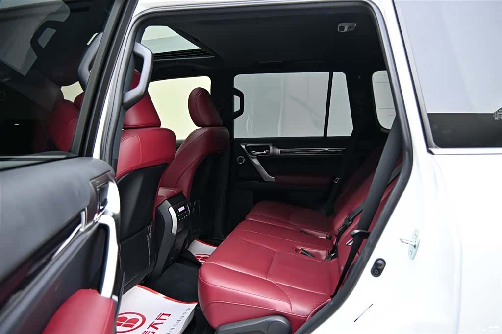 Lexus GX, 2023 12