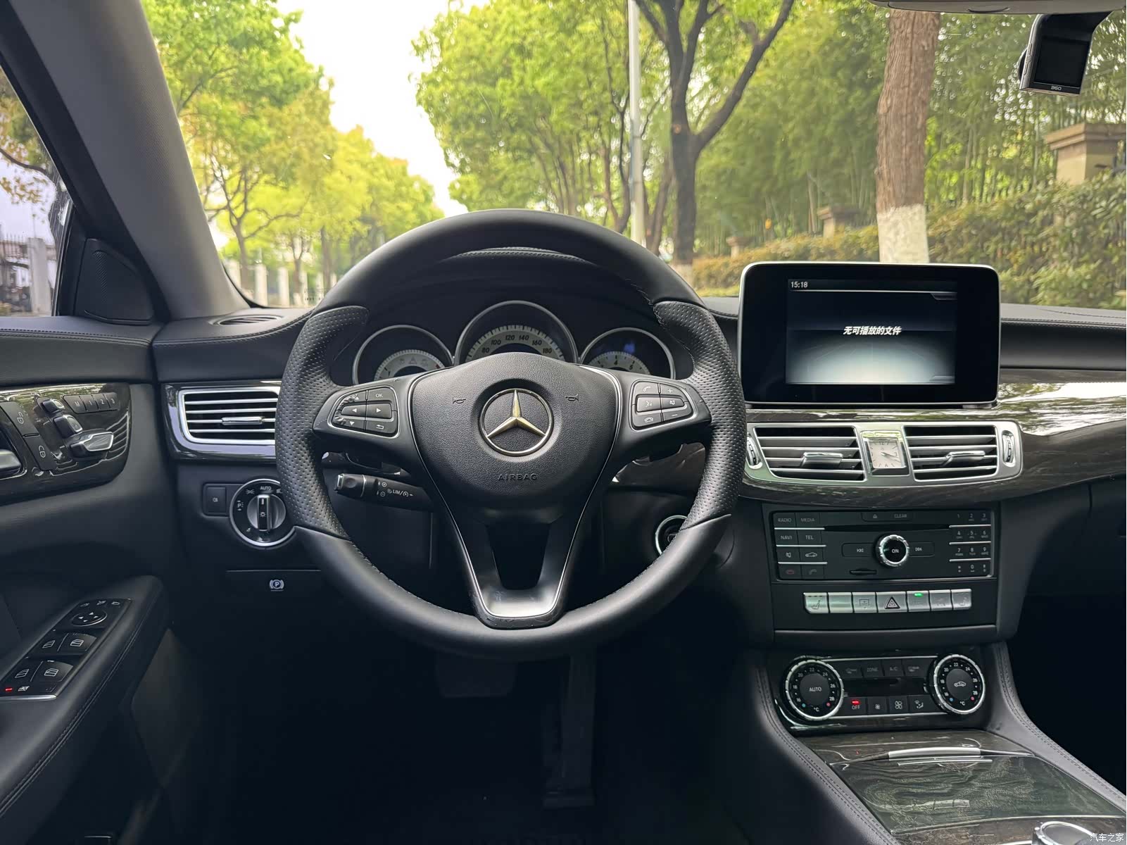 Mercedes-Benz CLS, 2015 14