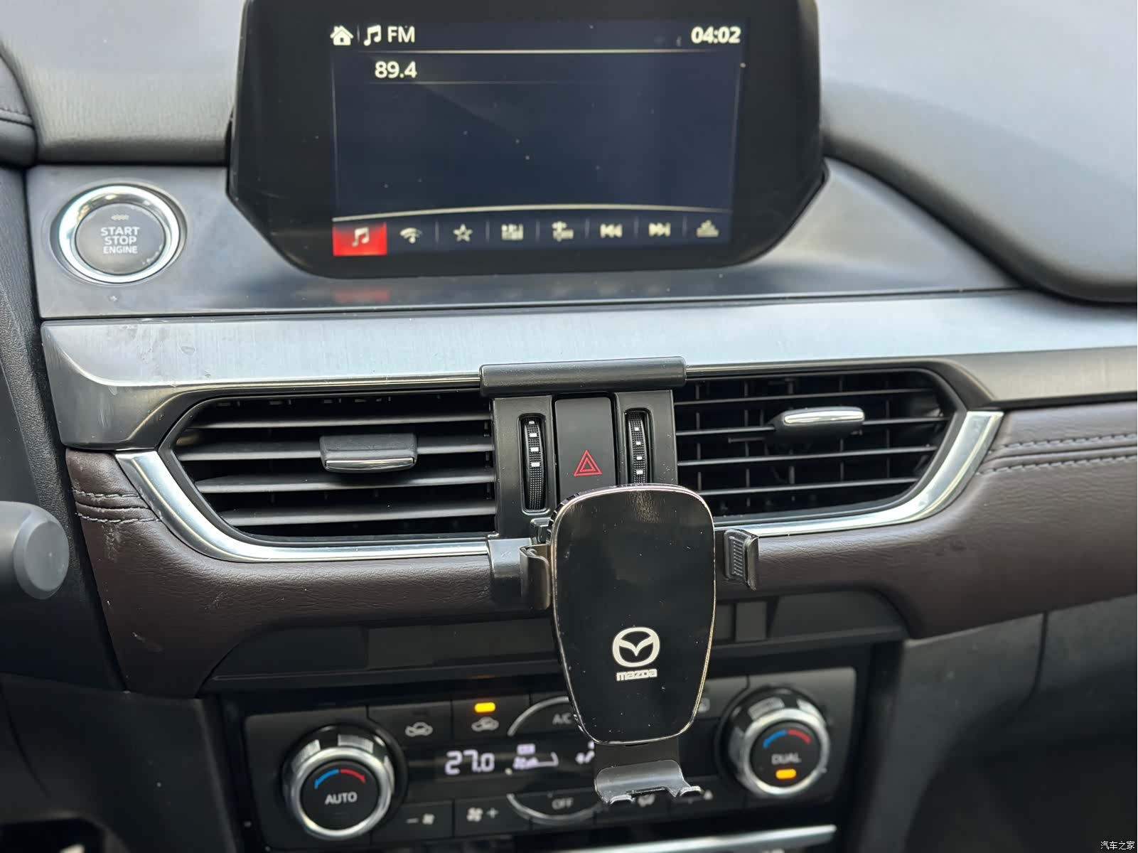 Mazda Atenza, 2018 13