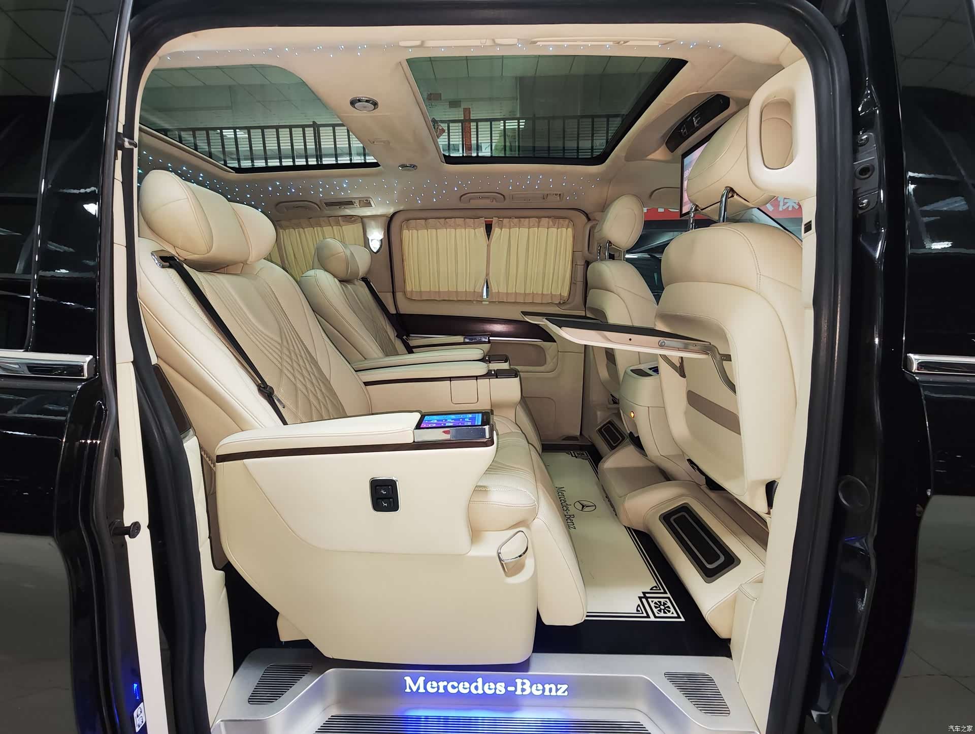 Mercedes-Benz V-Class, 2021 9