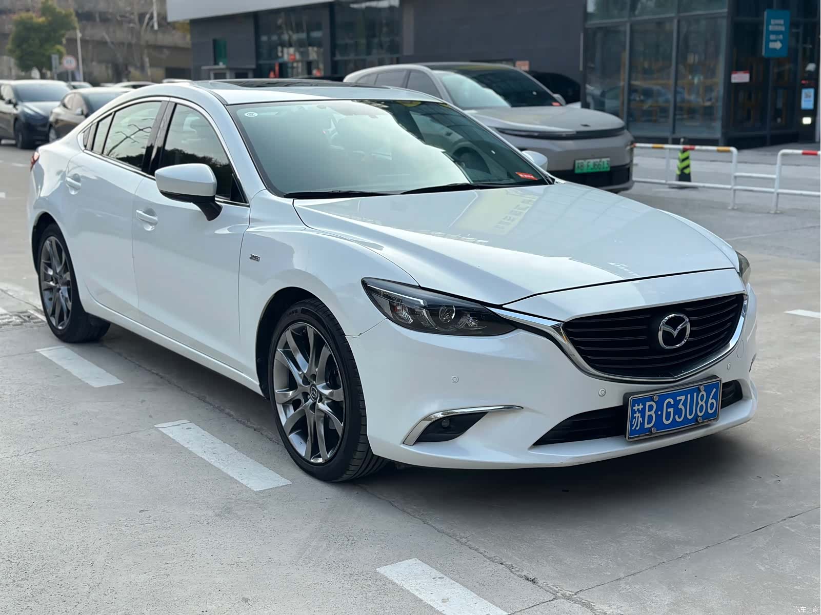 Mazda Atenza, 2018 3