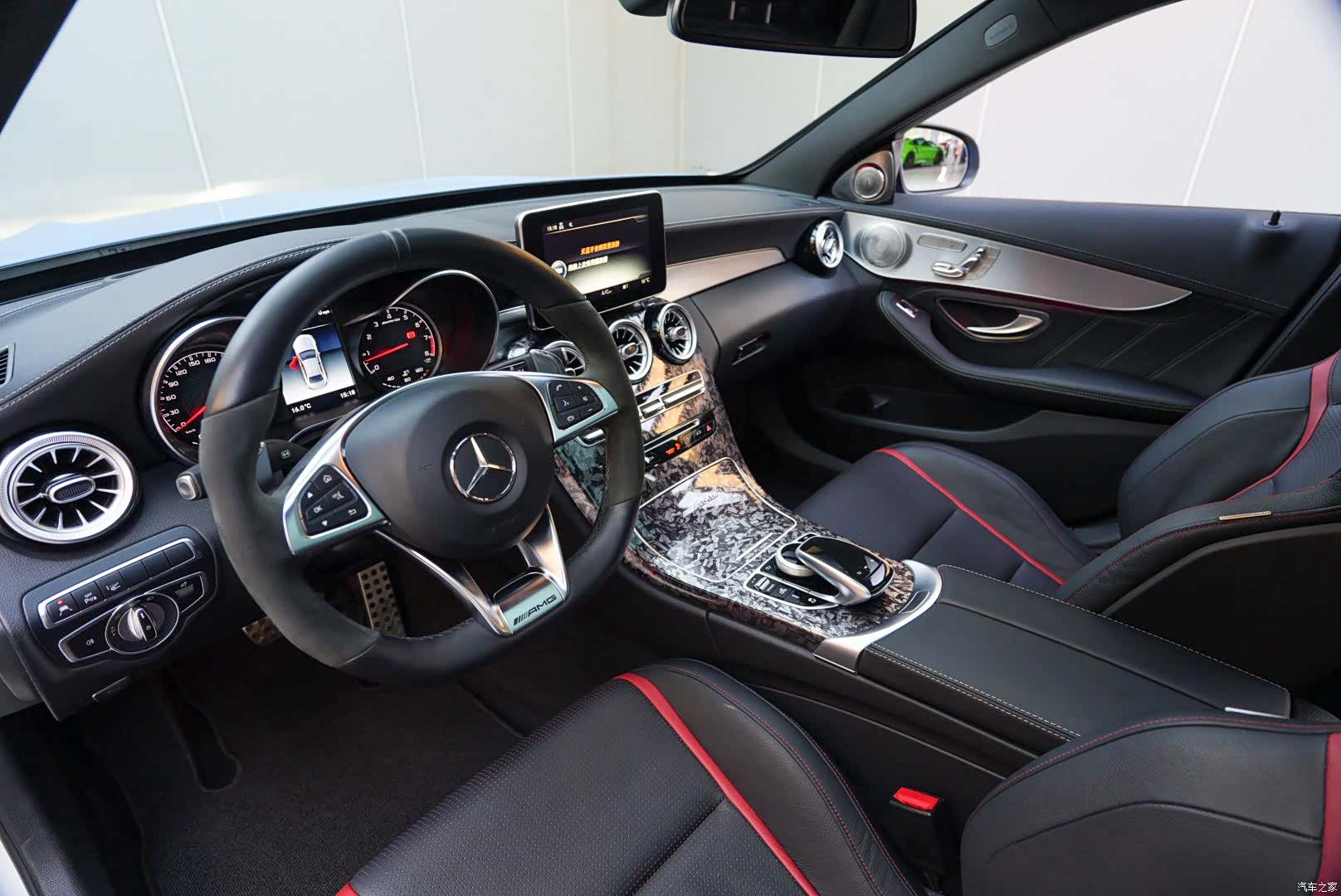 Mercedes-Benz C-Class, 2018 10