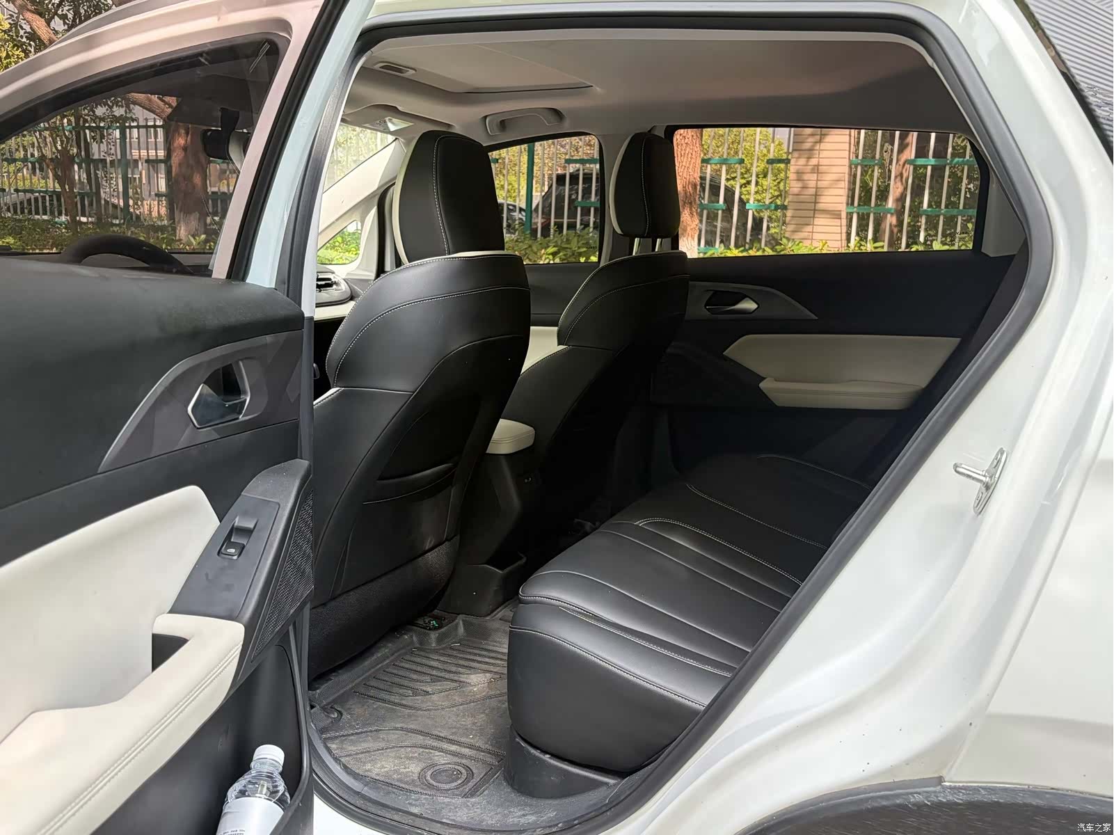 Geely E, 2024 все фото