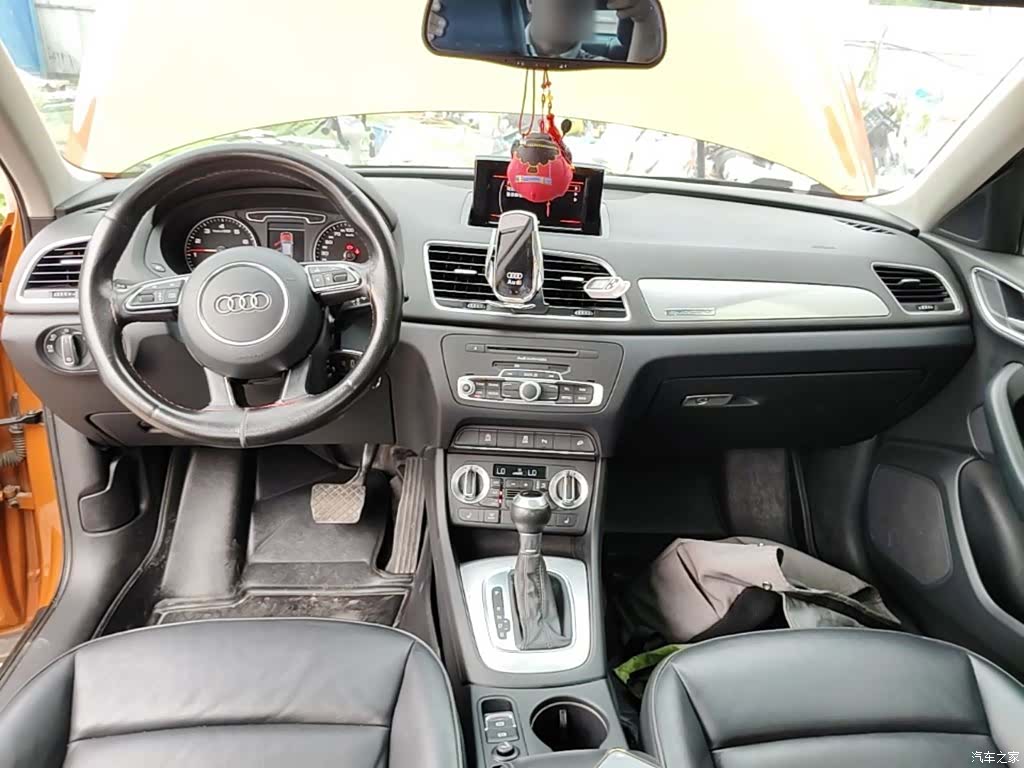 Audi Q3, 2015 10