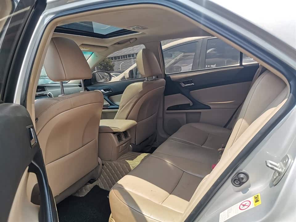 Toyota Reiz Toyota Reiz