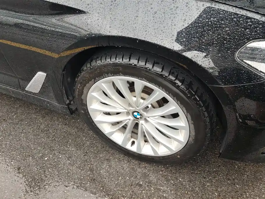 BMW 5 series BMW 5 series
