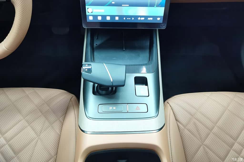Changan Eado, 2025 16