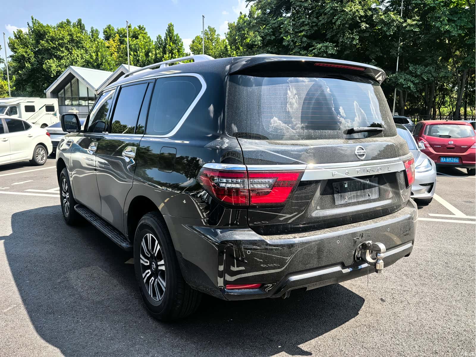 Nissan Patrol, 2020 4