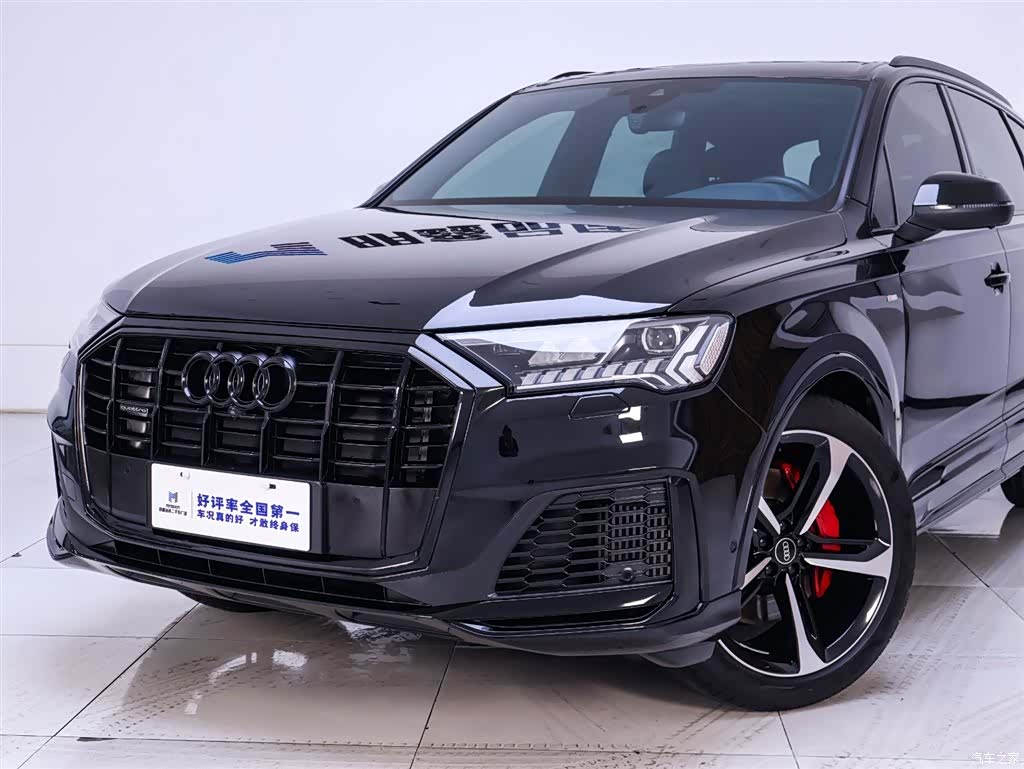 Audi Q7, 2022 3
