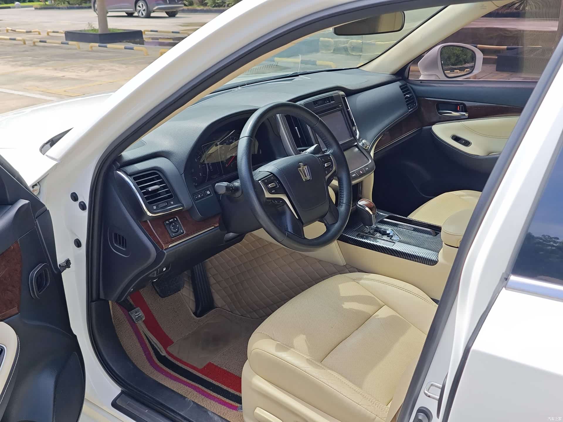 Toyota Crown, 2019 8