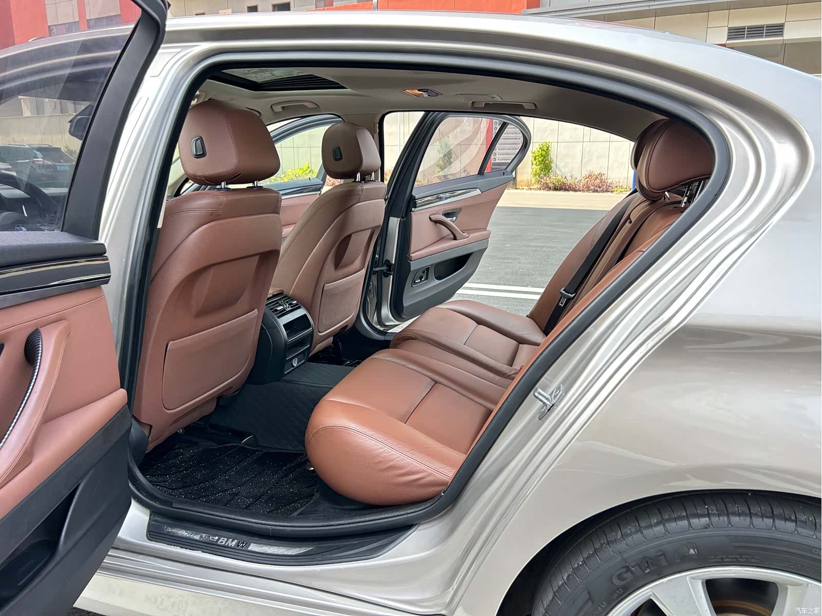 BMW 5 Series, 2017 6