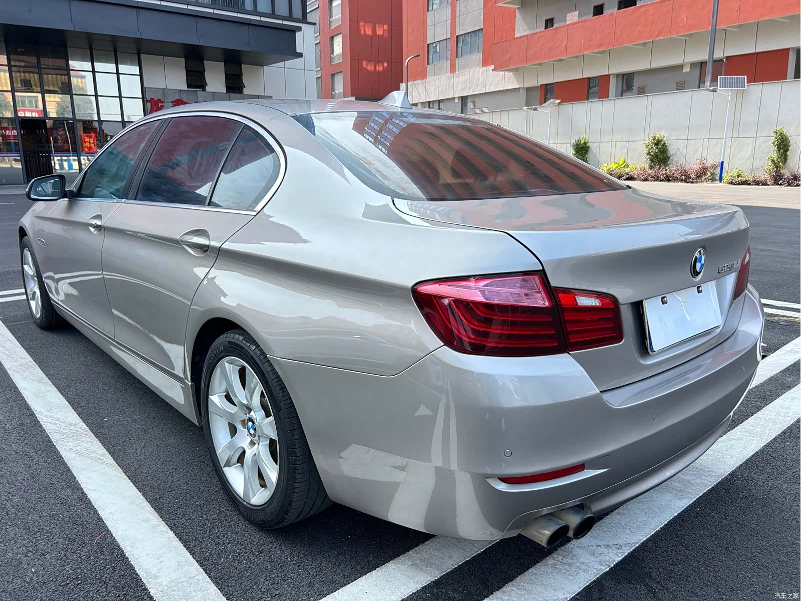 BMW 5 Series, 2017 12