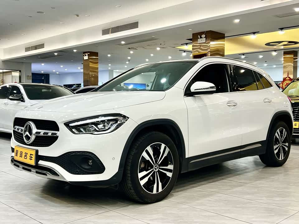 Mercedes-Benz GLA